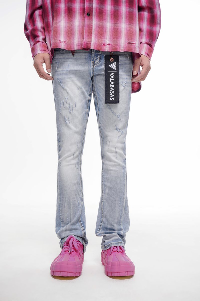 Outlawed Stacked - Light Wash