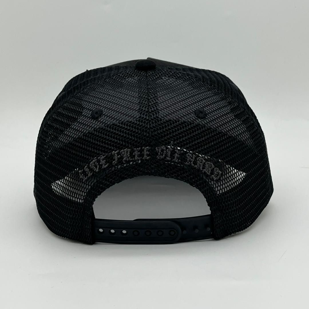 V4 Diamond 777 Trucker - Black/Black