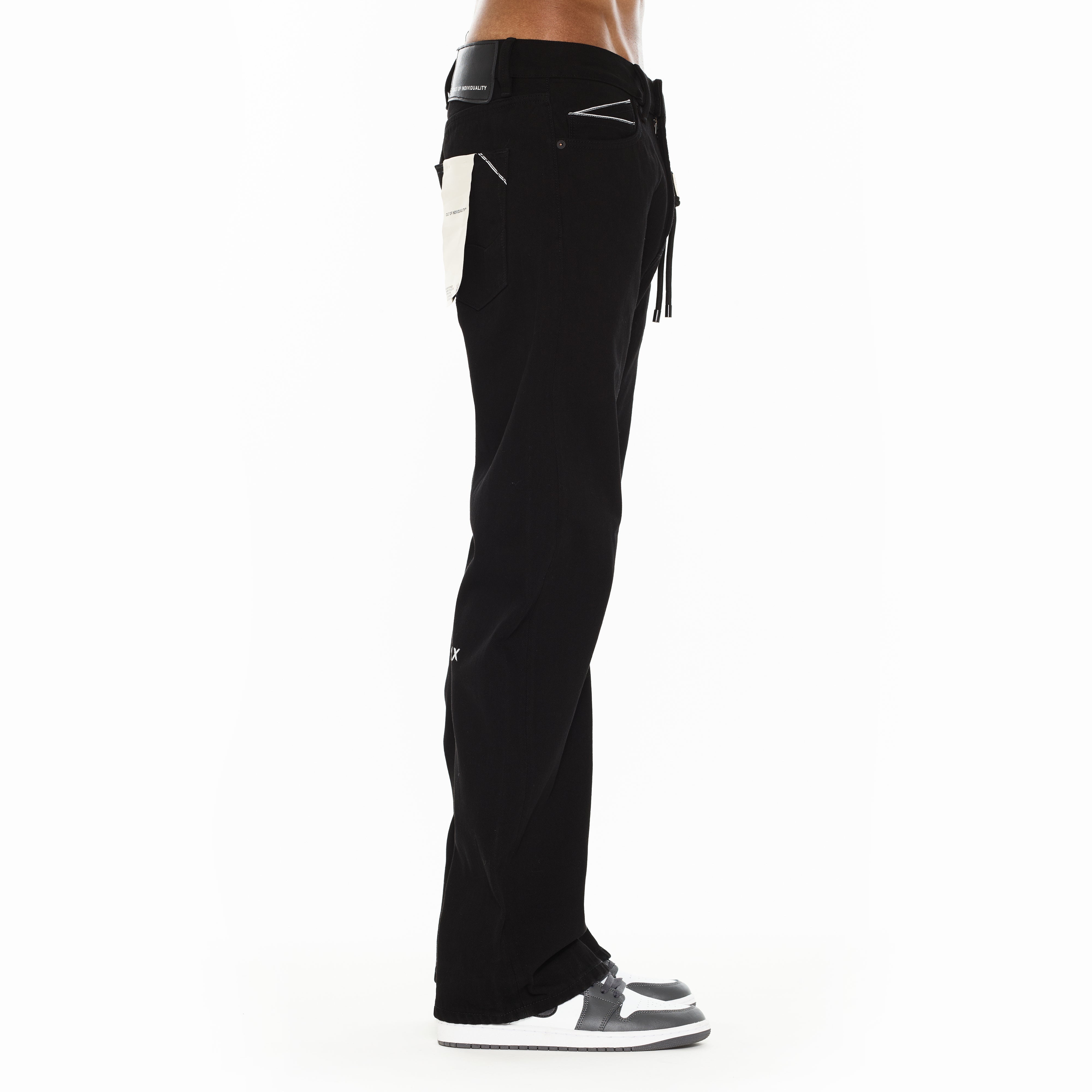 Cult's Grunge Baggy 607 Jeans in Black