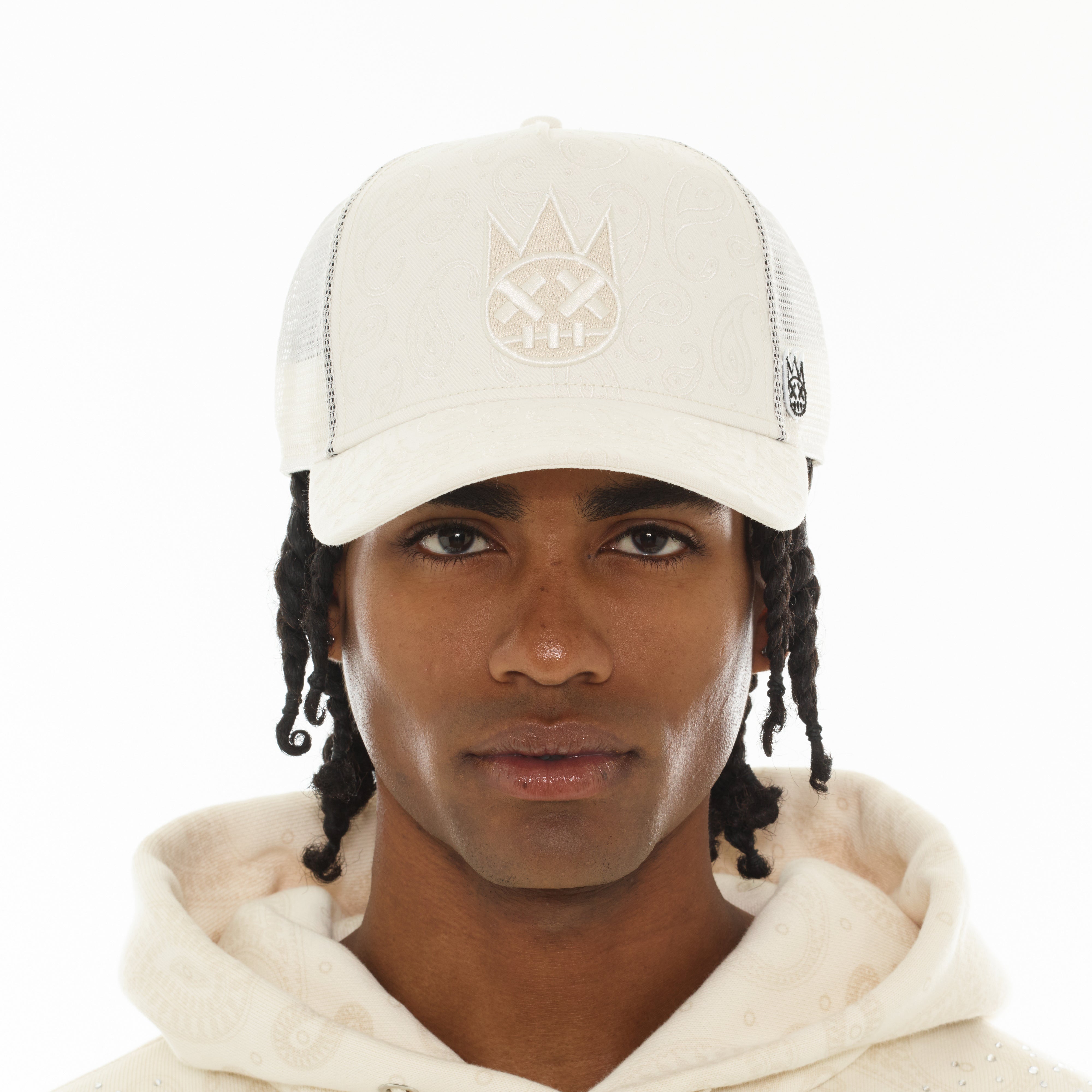 Cult's Mesh Back Trucker Hat "Paisley" In Winter White
