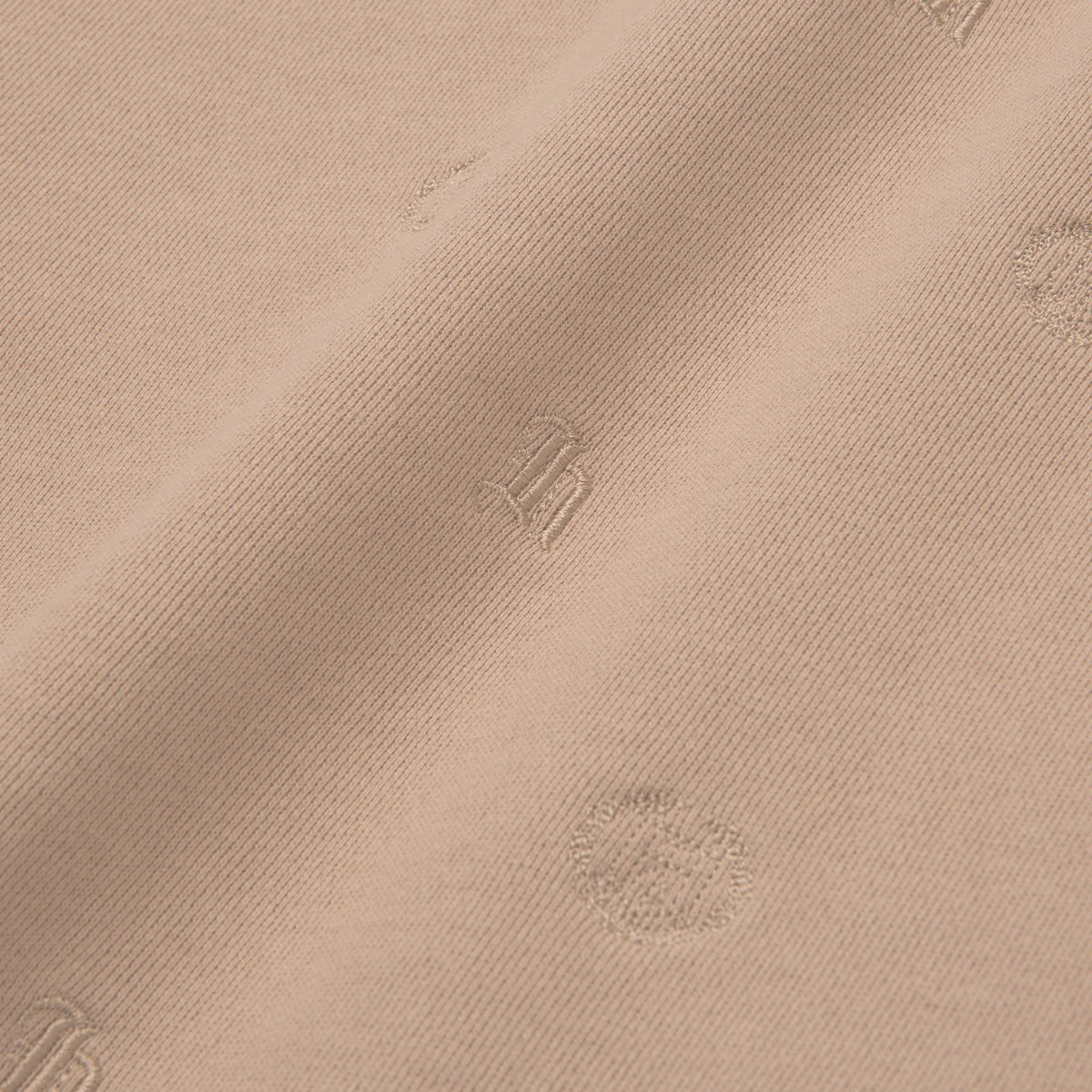 Crest Pullover - Tan