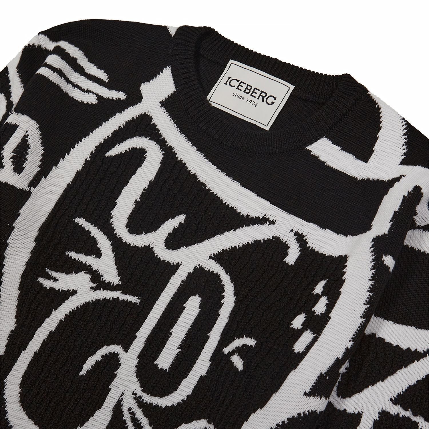 Popeye Wink Knit - Black