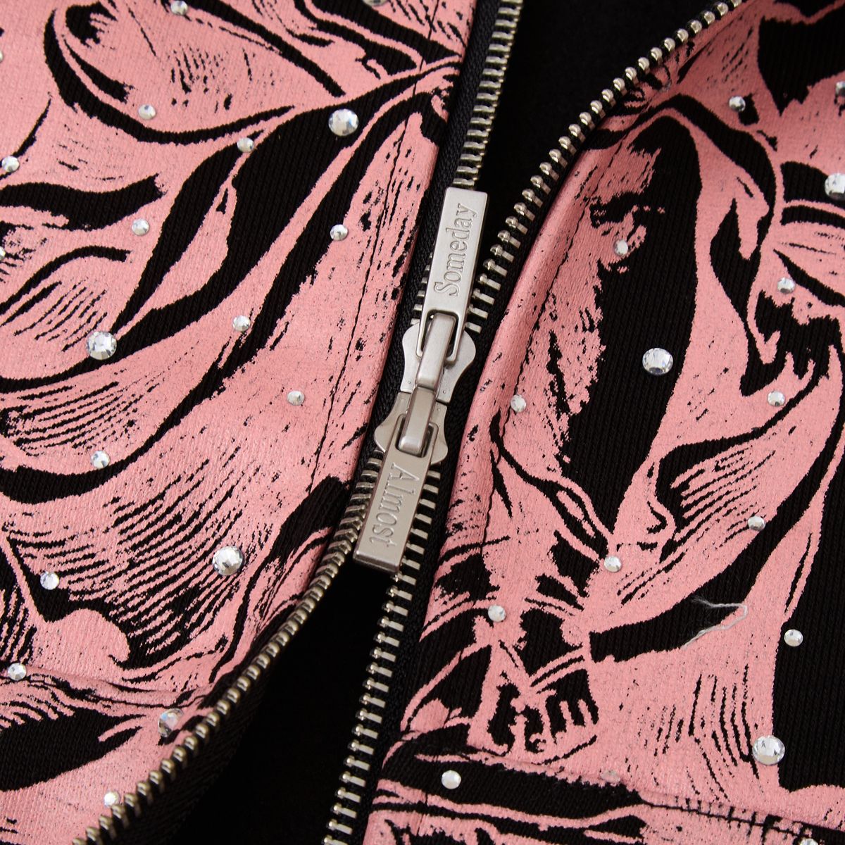 LAVISH ZIPUP HOODIE - BLACK