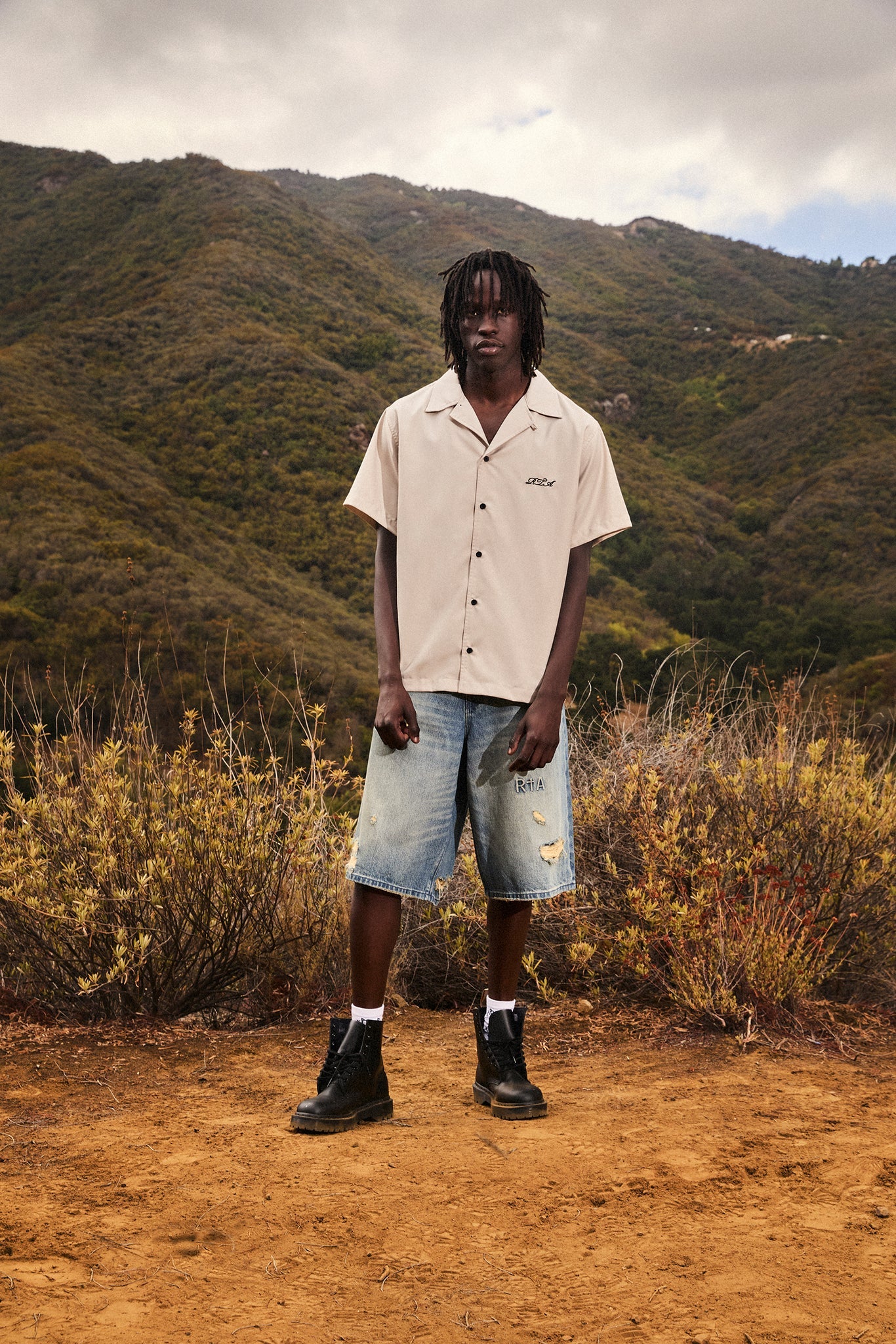 Gustavo Bermuda Short - Golden Indigo