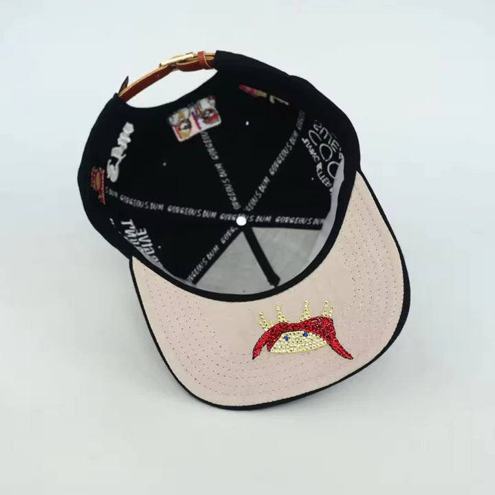 East vs West. Iced out Strapback - Black