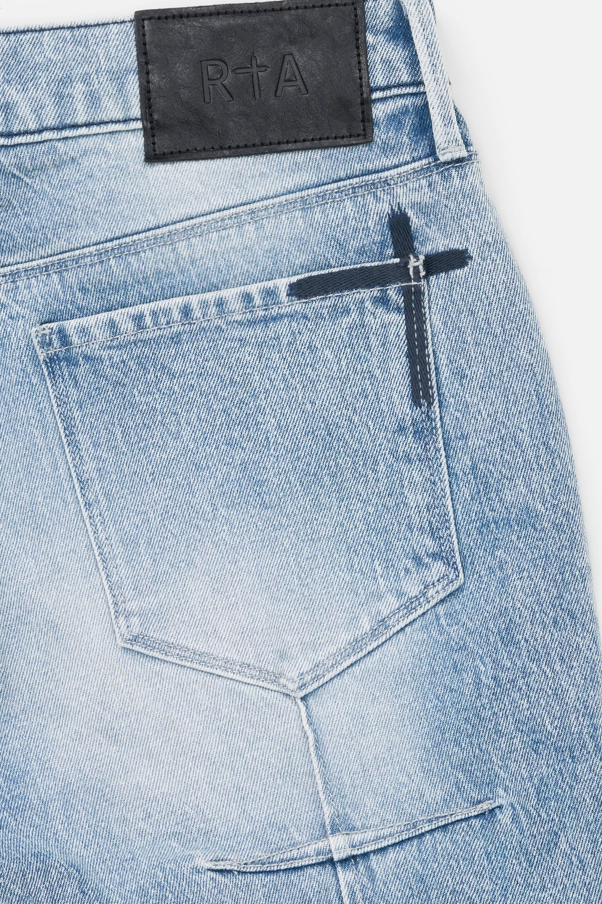 Clayton - Sky Blue Light Wash