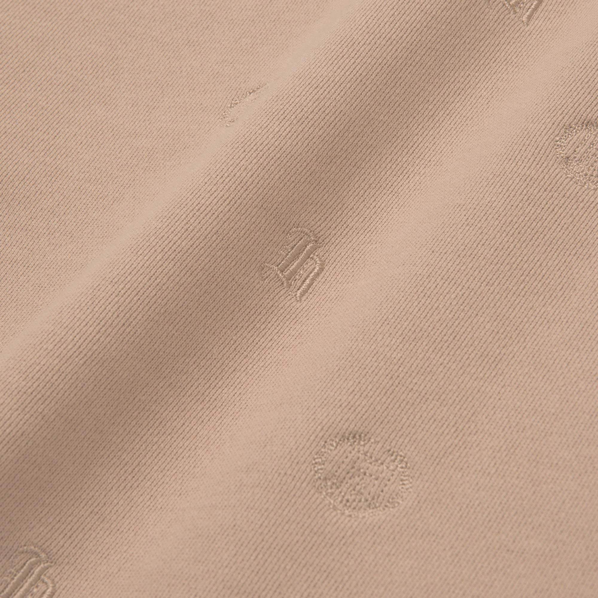 Crest Pullover - Tan