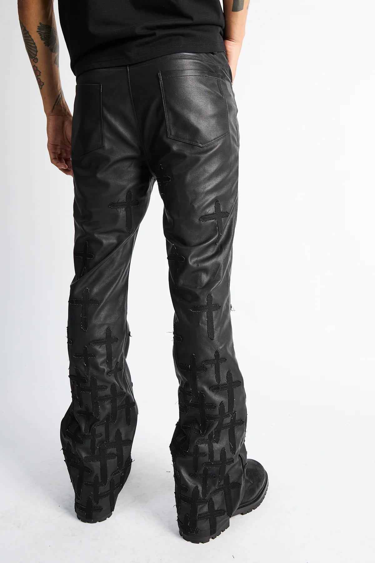 Mael Slim Flare Jean - Black Descending Cross