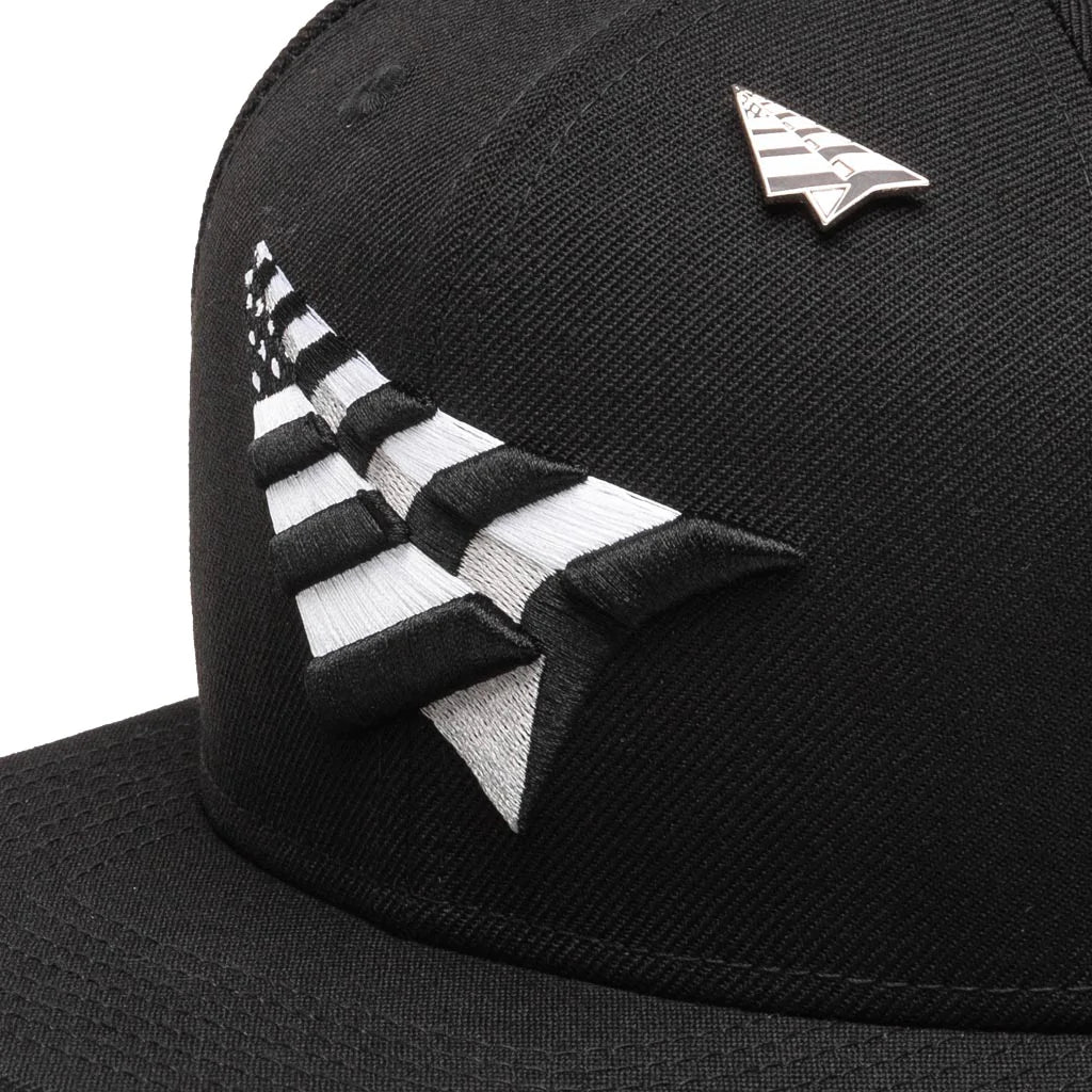 Classic Planes Snapback - Black/ Green Bottom