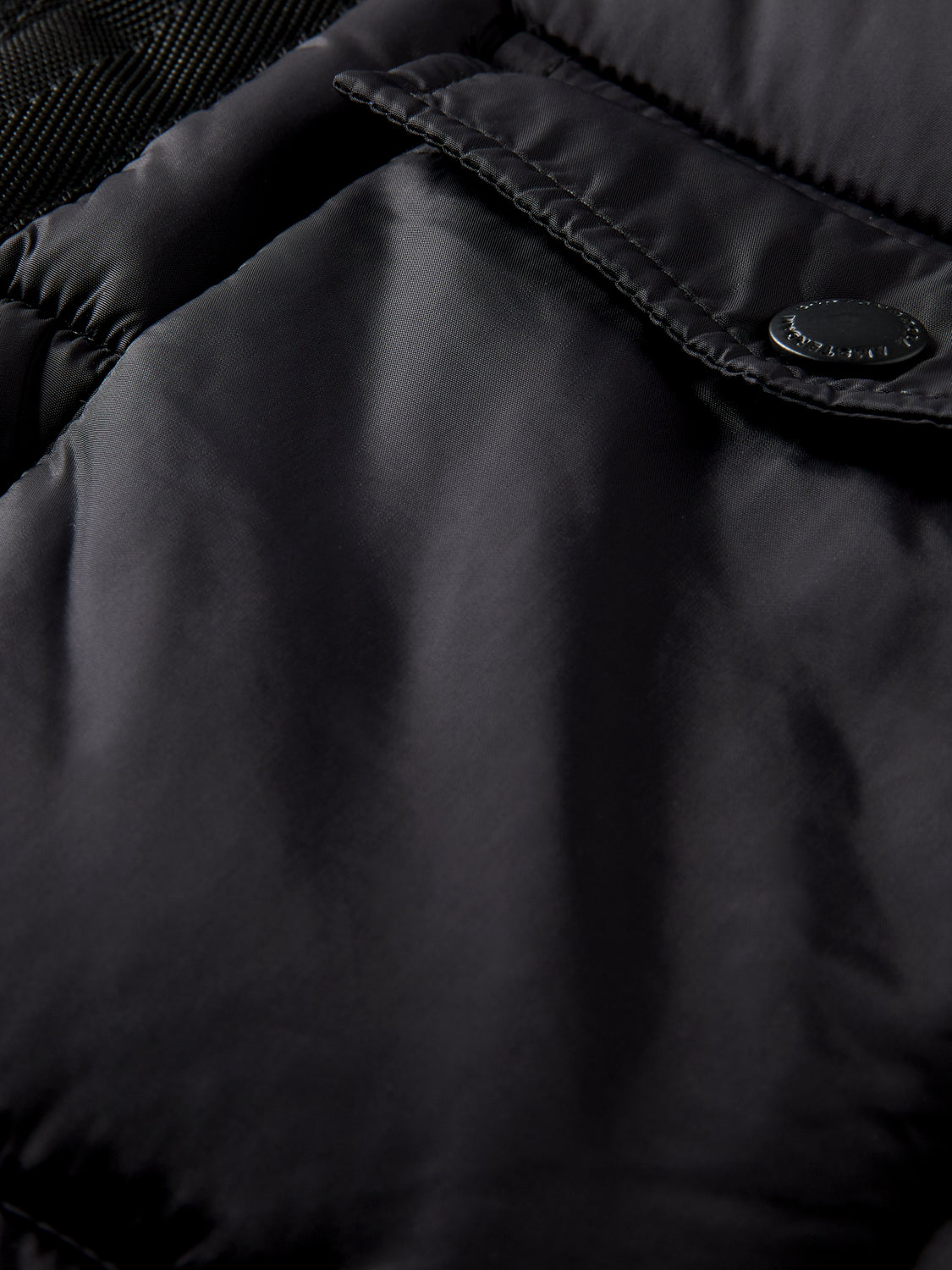 Hooded Puffer Vest - Black